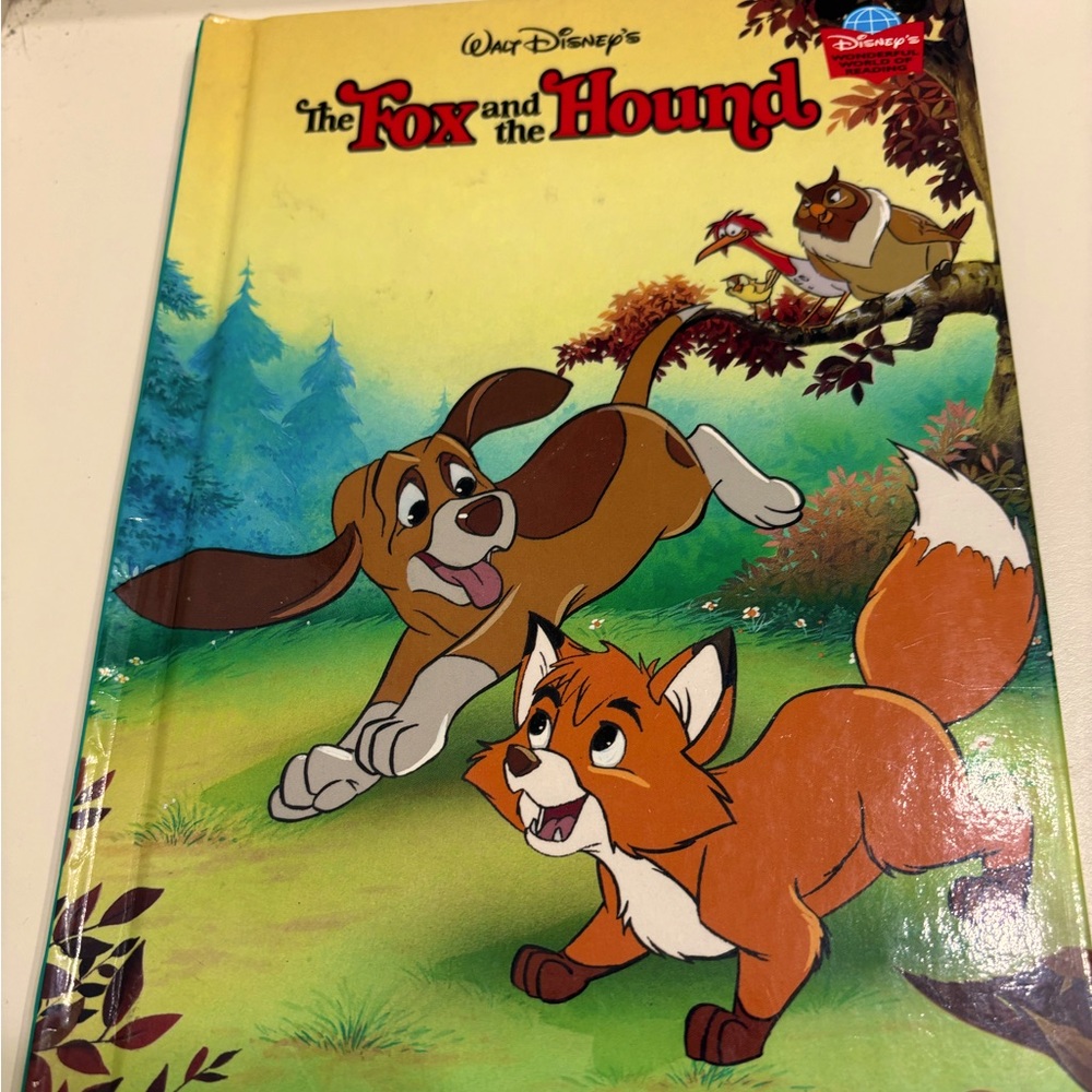 The Fox and the Hound by Disney Wonderful World of Reading. Rare book